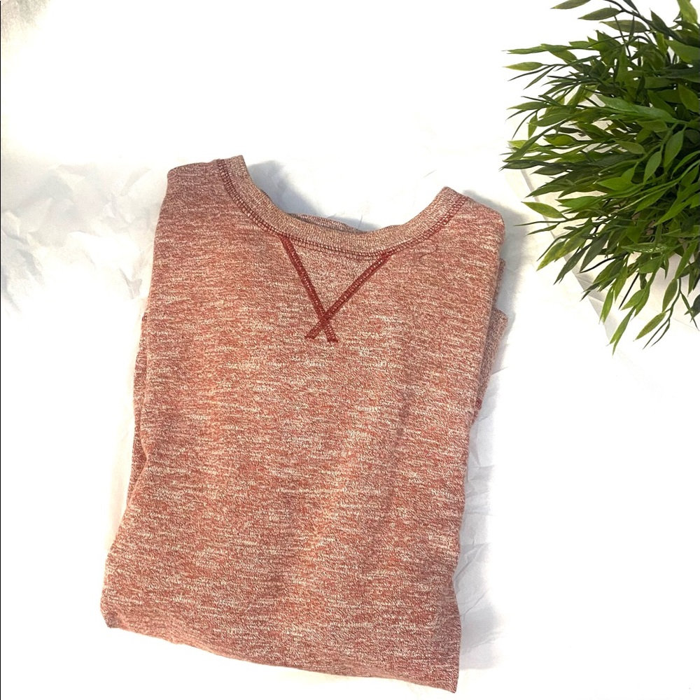 The north face longsleeve sweater shirt